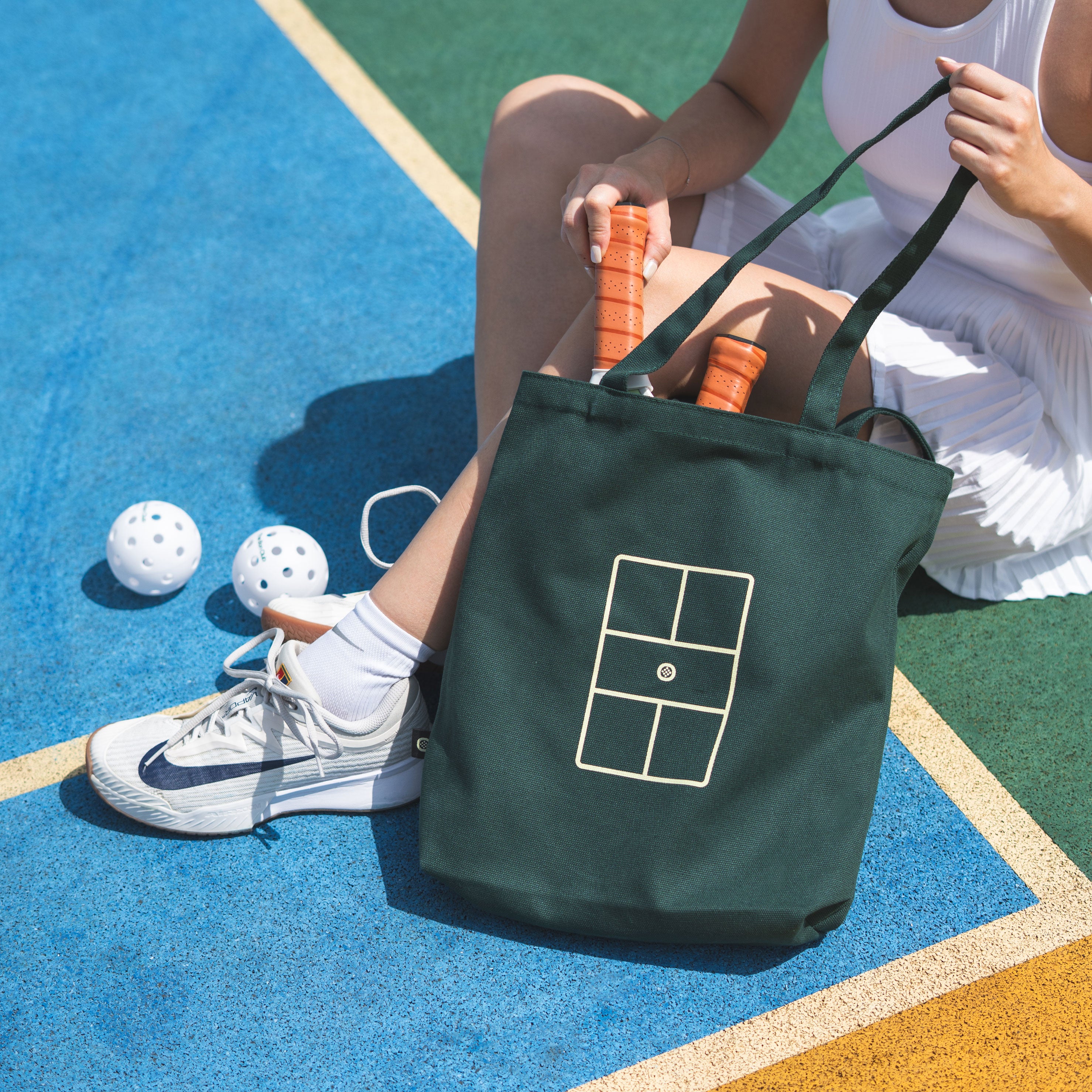 The Bon Tote